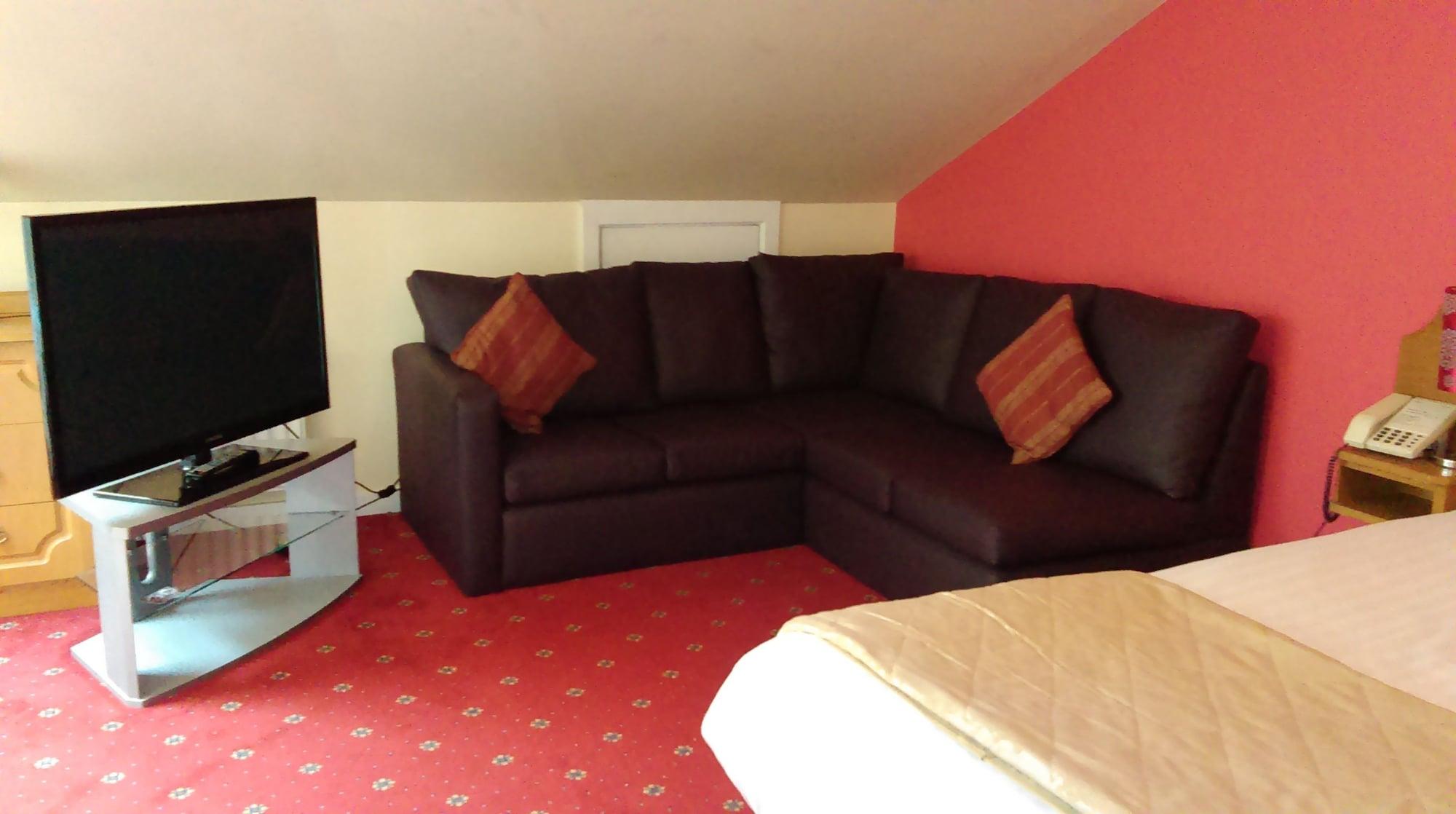 Corn Mill Lodge Hotel 리즈 외부 사진